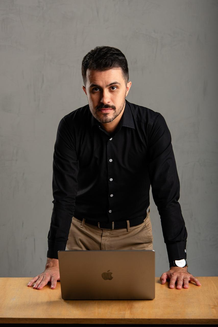 Leandro Rigelo conduzindo diagnóstico empresarial
